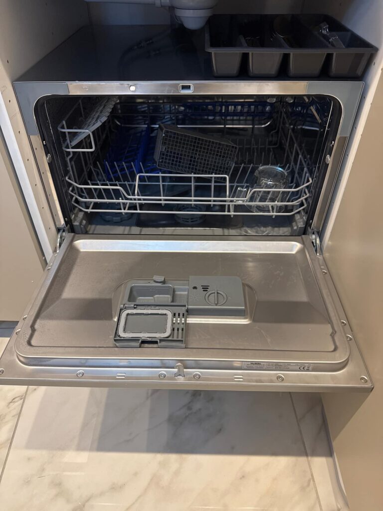 La Suite Romaine à Nîmes : cuisine équipée, lave-vaisselle