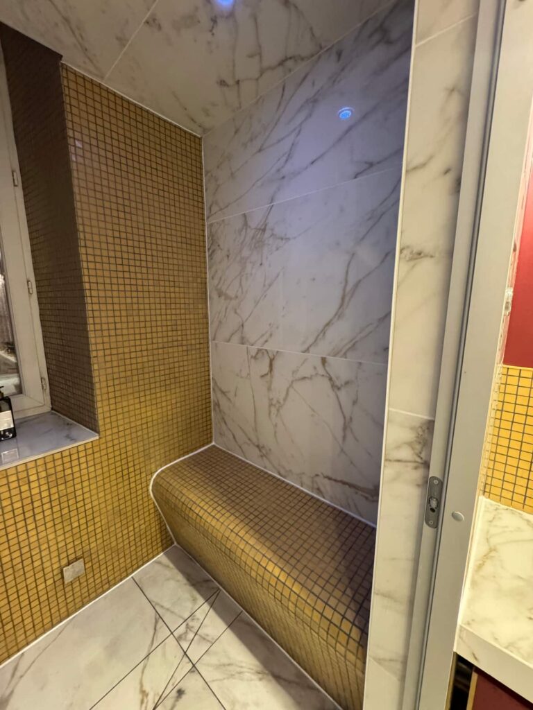 La Suite Romaine à Nîmes : hammam sur mesure de 4 places assises